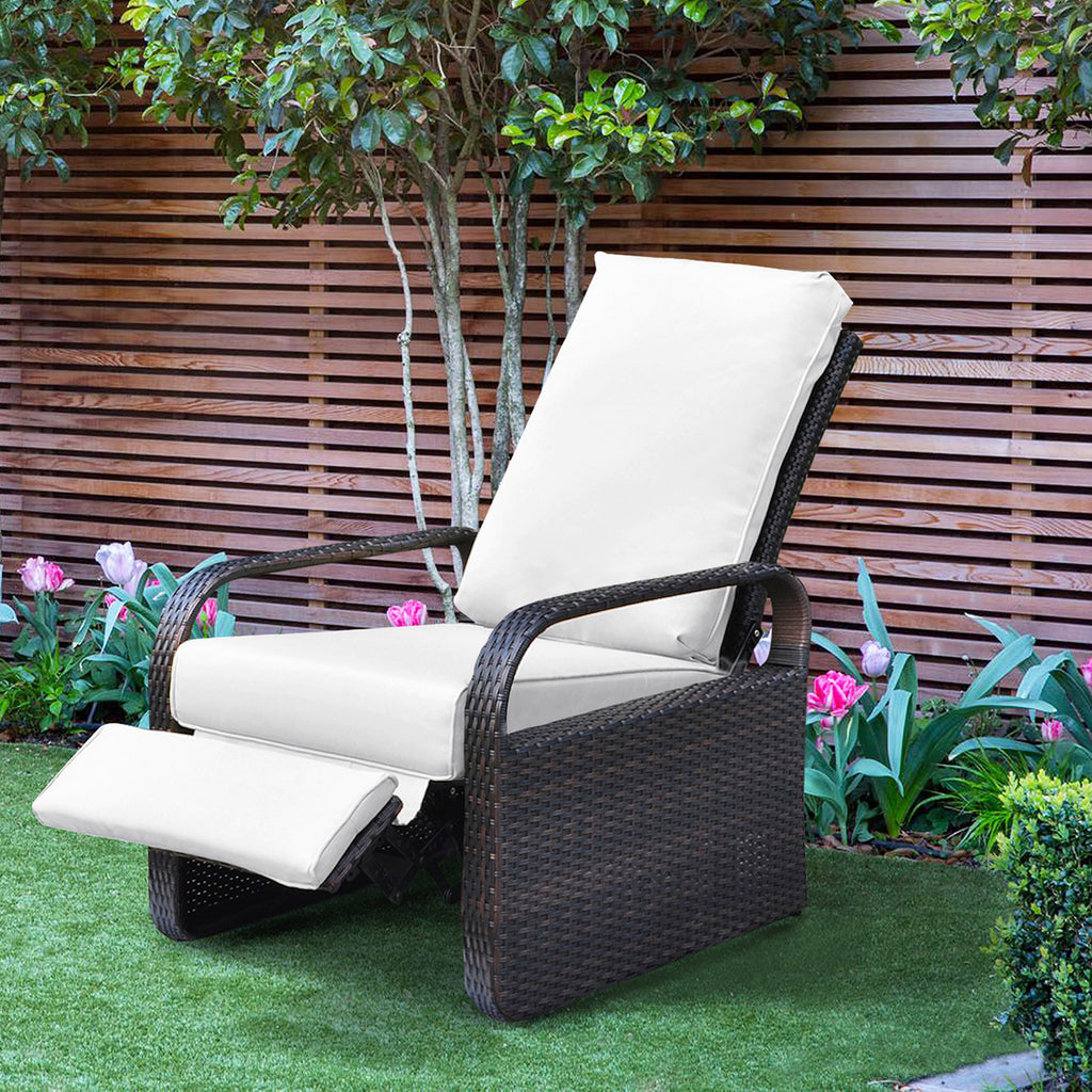 Arttoreal Outdoor Patio Furniture Adjustable Wicker Recliner / Recliner Chair with Aluminum Frame and Soft Waterproof Cushions