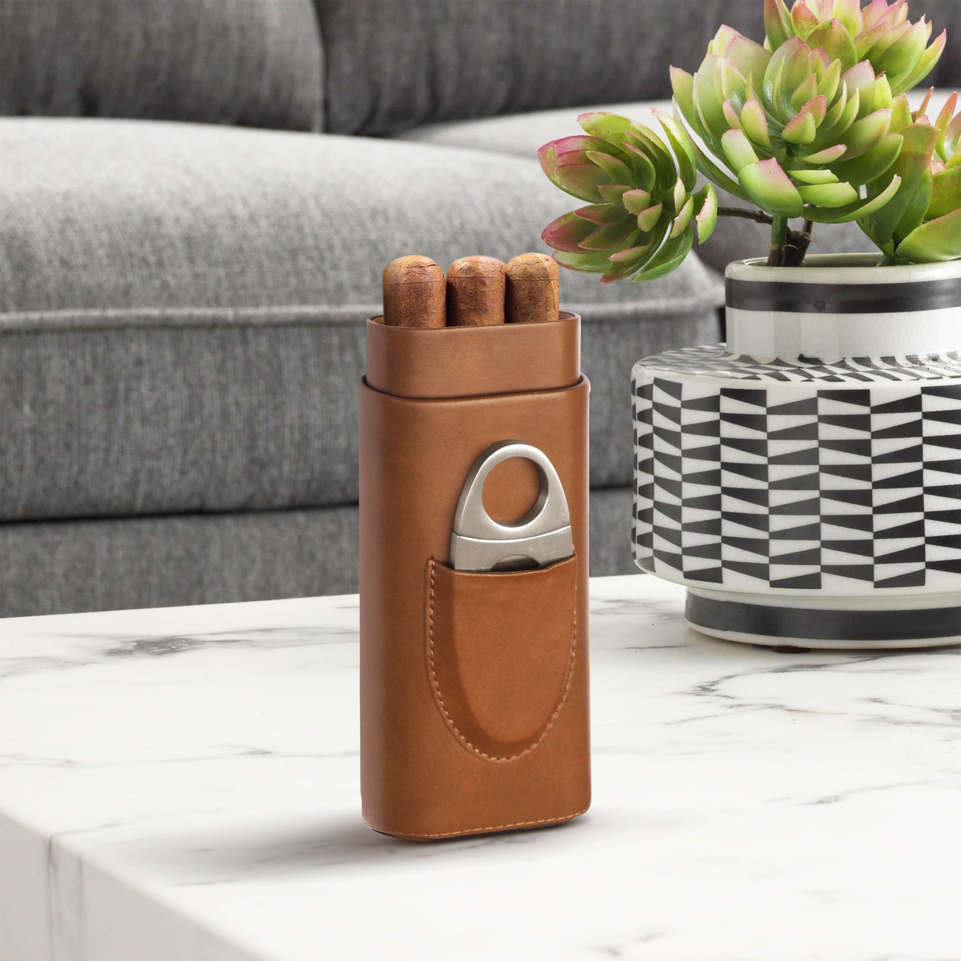3- Finger Cedar Wood Cigar Box/Leather Cigar Case/Portable Travel Humidor